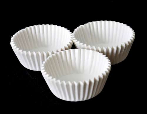 Mini White Cupcake Papers - Click Image to Close